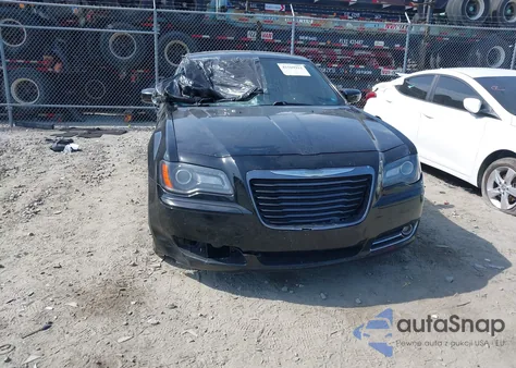 2014 Chrysler 300 300S из США, поврежденный, VIN 2C3CCABG8EH355297